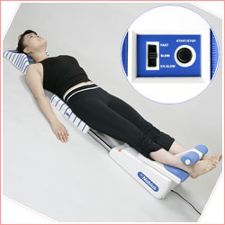 〜暮らしの幸便〜　健康グッズからファッションまで話題の商品満載！-牽引＆ストレッチ！Air Nobius エアーノビウス ヘッドレスト（枕）付き【送料無料】【新聞掲載】 width=