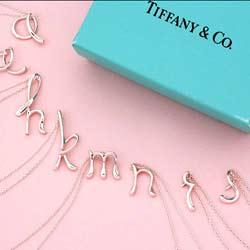 TIFFANY&Co ティファニー アルファベットペンダント