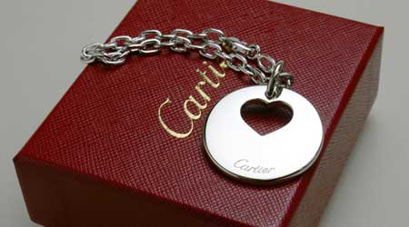 �������ȃ��E���h�n�[�g�@CARTIER�@T1220240�@�L�[�����O