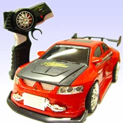 R/C�l�I���z�C�[���V���[�Y�@�O�H�����T�[