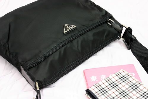 �v���_�@�V�����_�[�o�b�OBT0421�̓V���v���f�U�C��