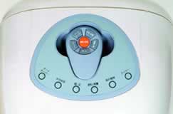 �X�e���E�H�[�^�[�N�[���[ FC-2200A �����R��